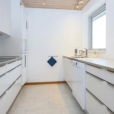6 Person Holiday In Ebeltoft